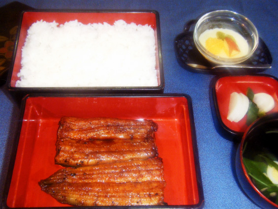 中央区 うなぎ処 新角